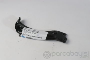 SKODA 2015> SUPERB BRAKET,ÇAMURLUK ÖN SAĞ  | 3V0821142 | 3V0821142