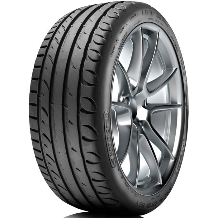 215/45R17 87W UHP Ultra High Performance Kormoran