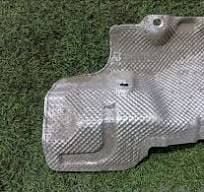 SOL ARKA ORTA SUSTUCU EGZOS ISI KALKANI W213 (E SERI)  A2136823900