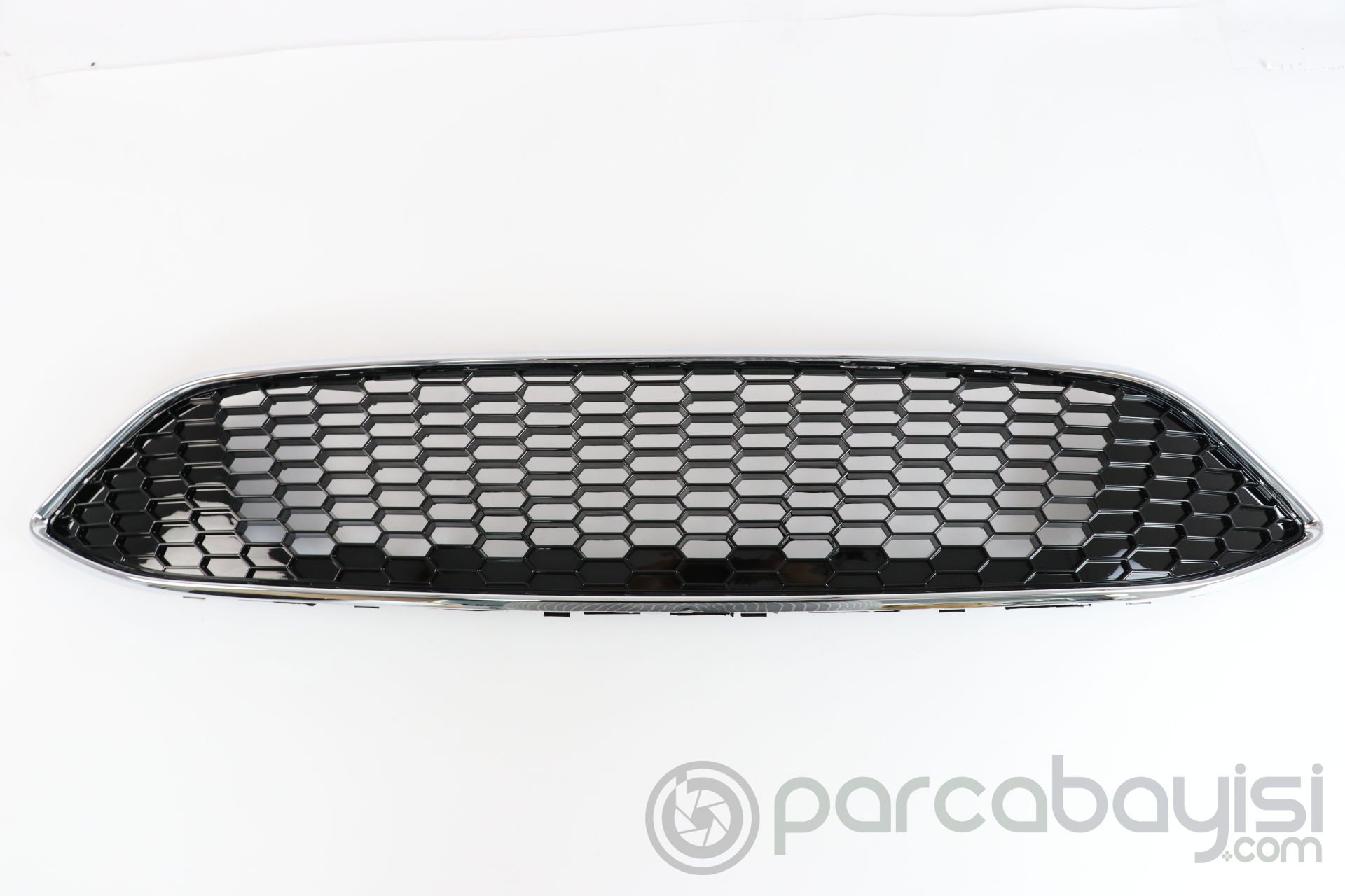 FOCUS 2013-2019 FORD IZGARA,PANJUR ÖN ETRAFI KROM İÇİ PETEK  | HQ05-FCS15-1016 | F1EB8200AB