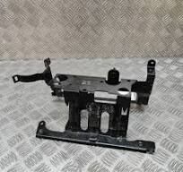 ISITICI KALORIFER RADYATOR TUTUCU BRAKET V295 V297 EQE SERI A2978352200
