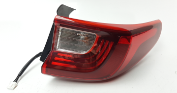 Kia Stonic Stop Lamba Dış Sağ Orjinal | 92402H8400