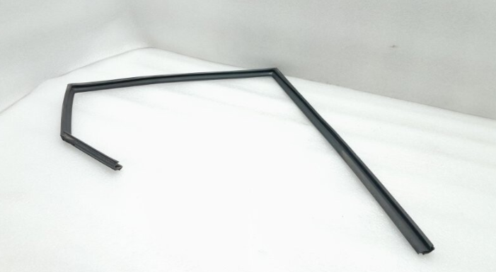 Kia Ceed Arka Kapı Cam Kanalı Sağ Orjinal | 835401H500