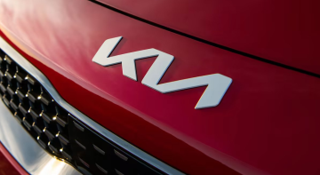 Kia Stonic Yeni Ön Logo Orjinal | 86300H8400