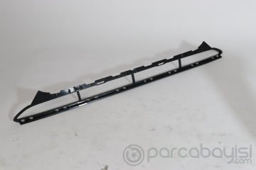 AUDI 2012-2015 A4 IZGARA,TAMPON ÖN ALT  | 8K0807683 | 8K0807683