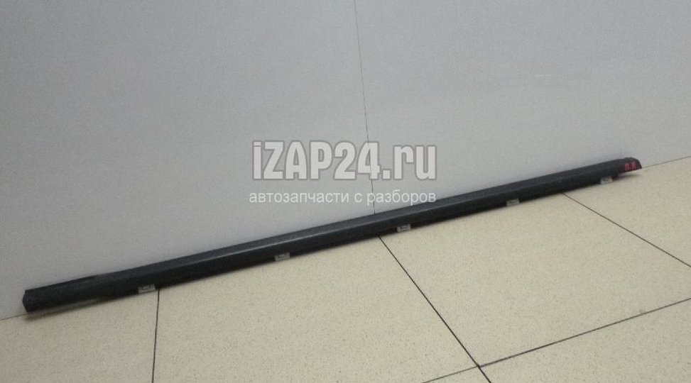 Kia Ceed Ön Cam Çıtası Sağ Dış Orjinal | 822201H000