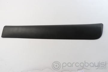 DACIA DOKKER ÖN KAPI BANDI (ÇITASI) SAĞ  | CM10138 | 801861710R