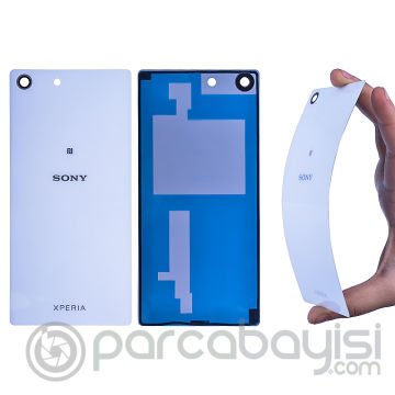 Sony Xperia M5  Arka Kapak (plastik)